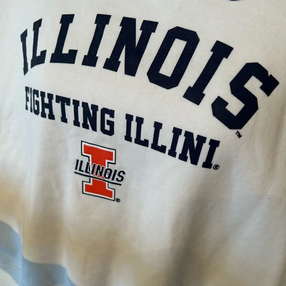 Nike Women's White/Cream Illinois Fighting Illini Sweatshirt - Picture 4 of 7